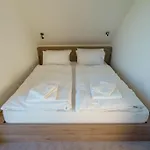 Koráb 3*